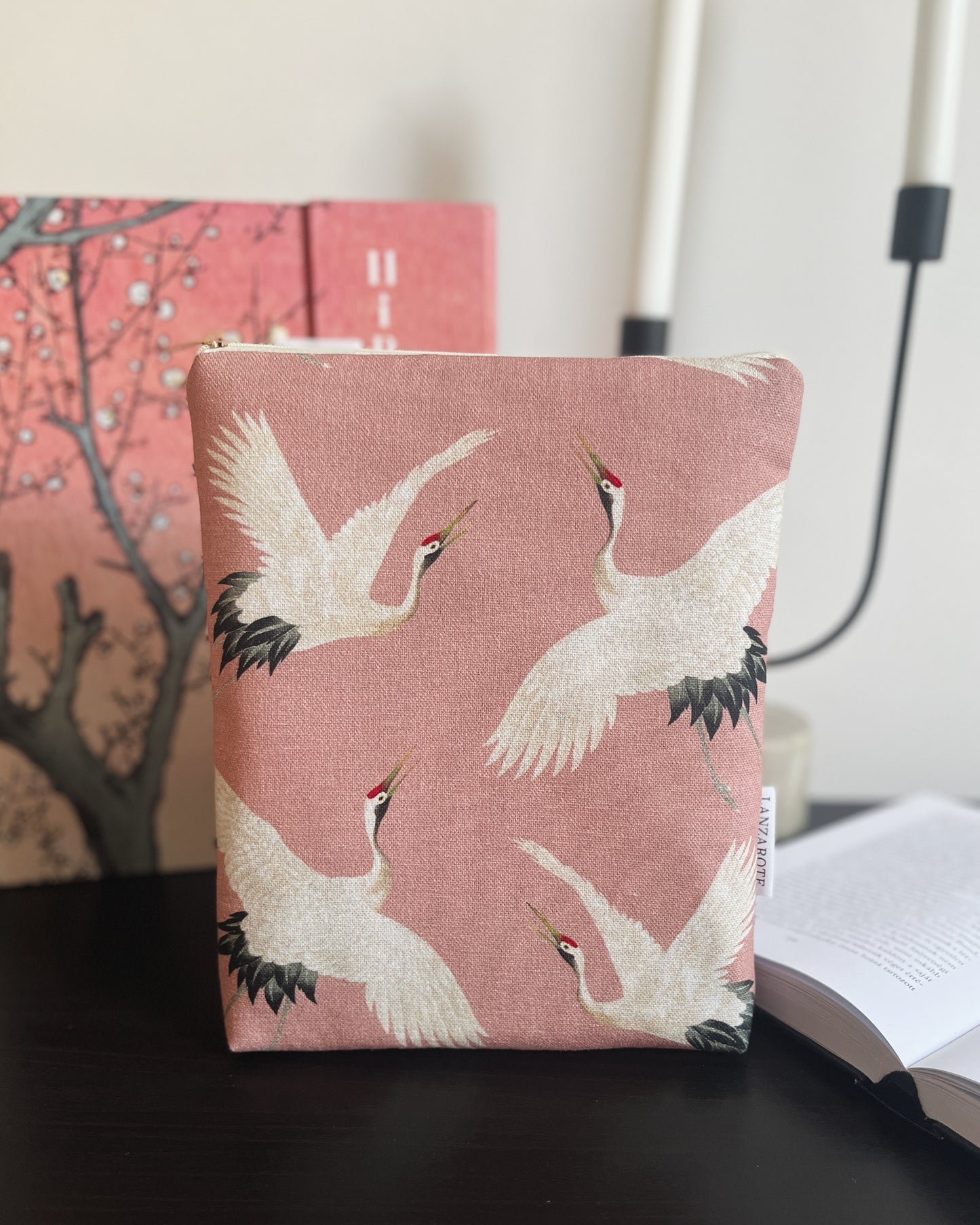 Cranes cipzáros könyvtok