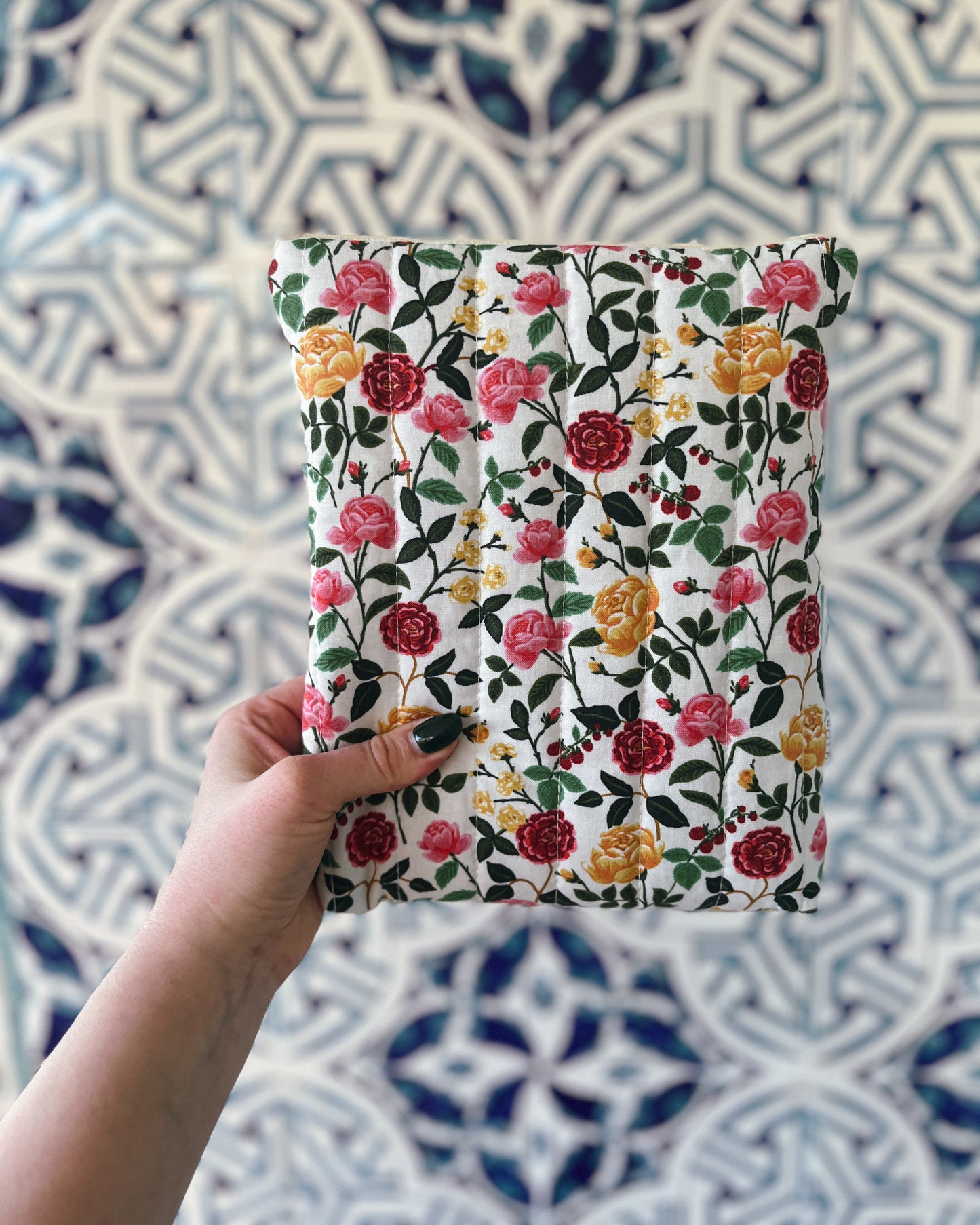 Rose Garden cipzáros könyvtok