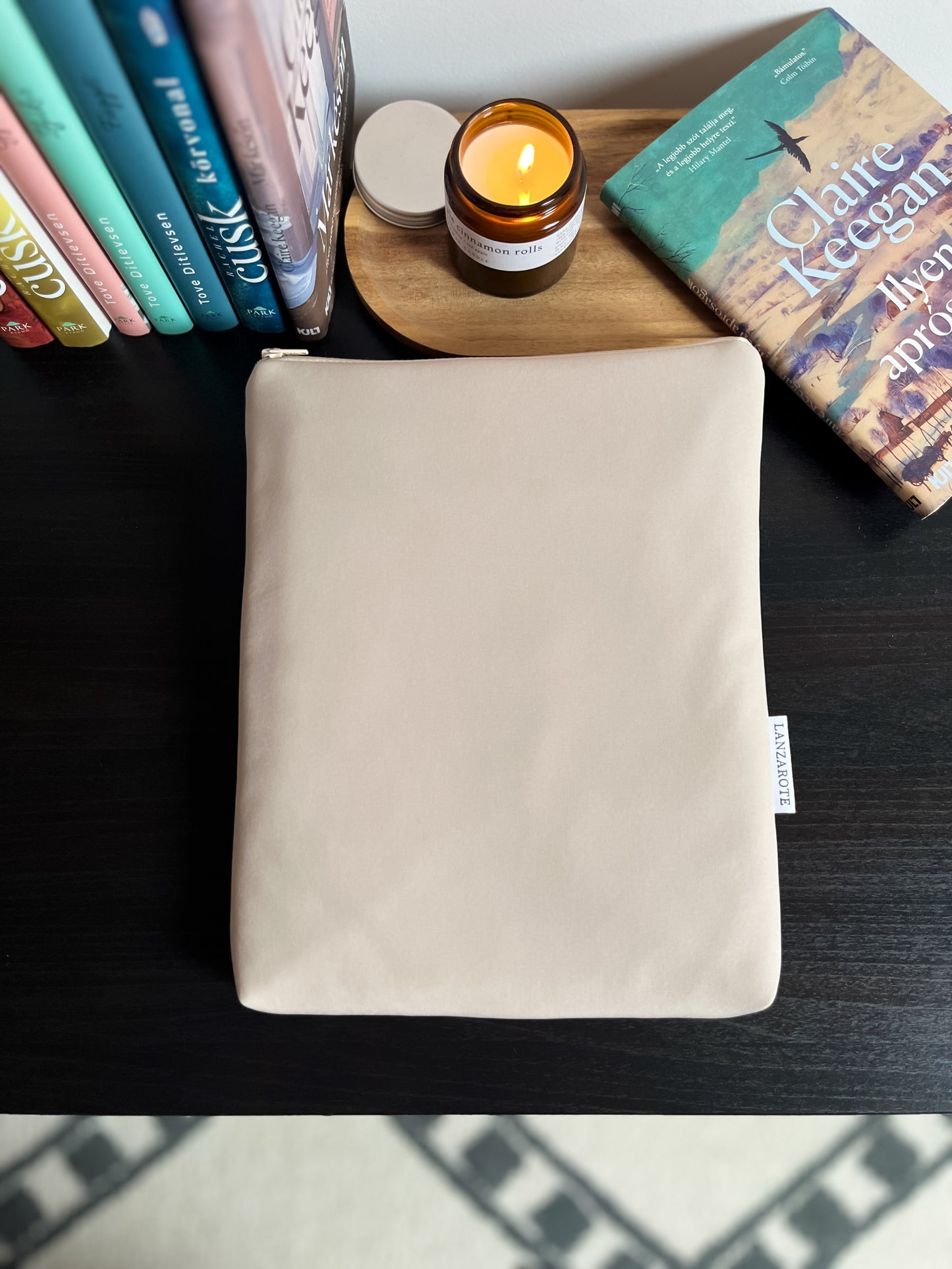 Vízhatlan cipzáros könyvtok • Sand