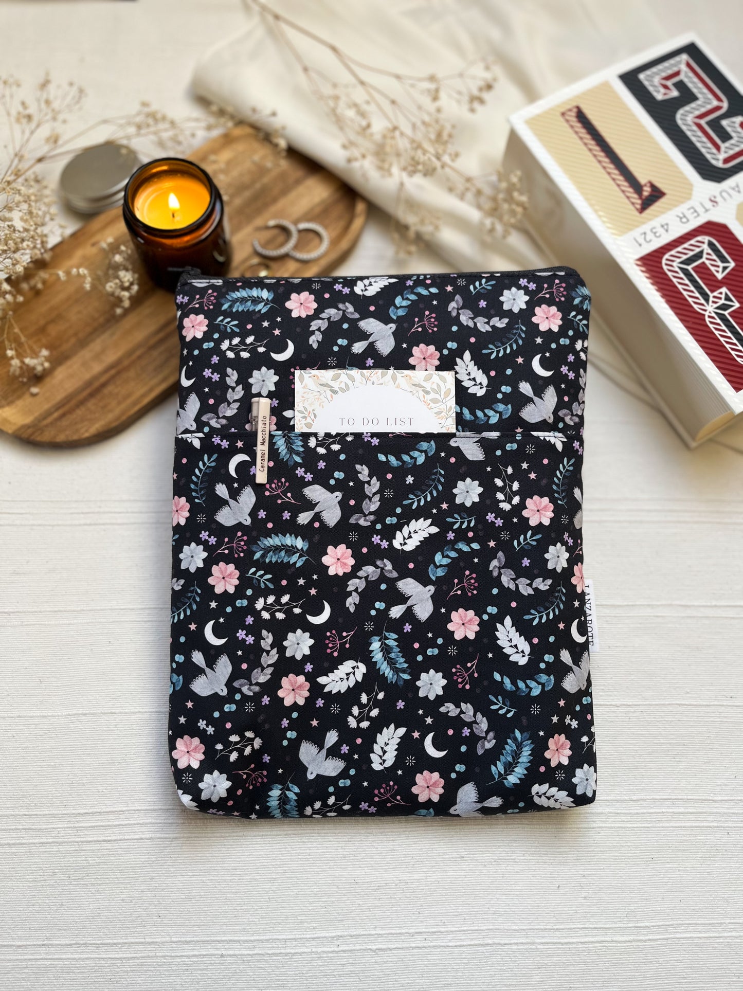 Nightfall XL könyvtok