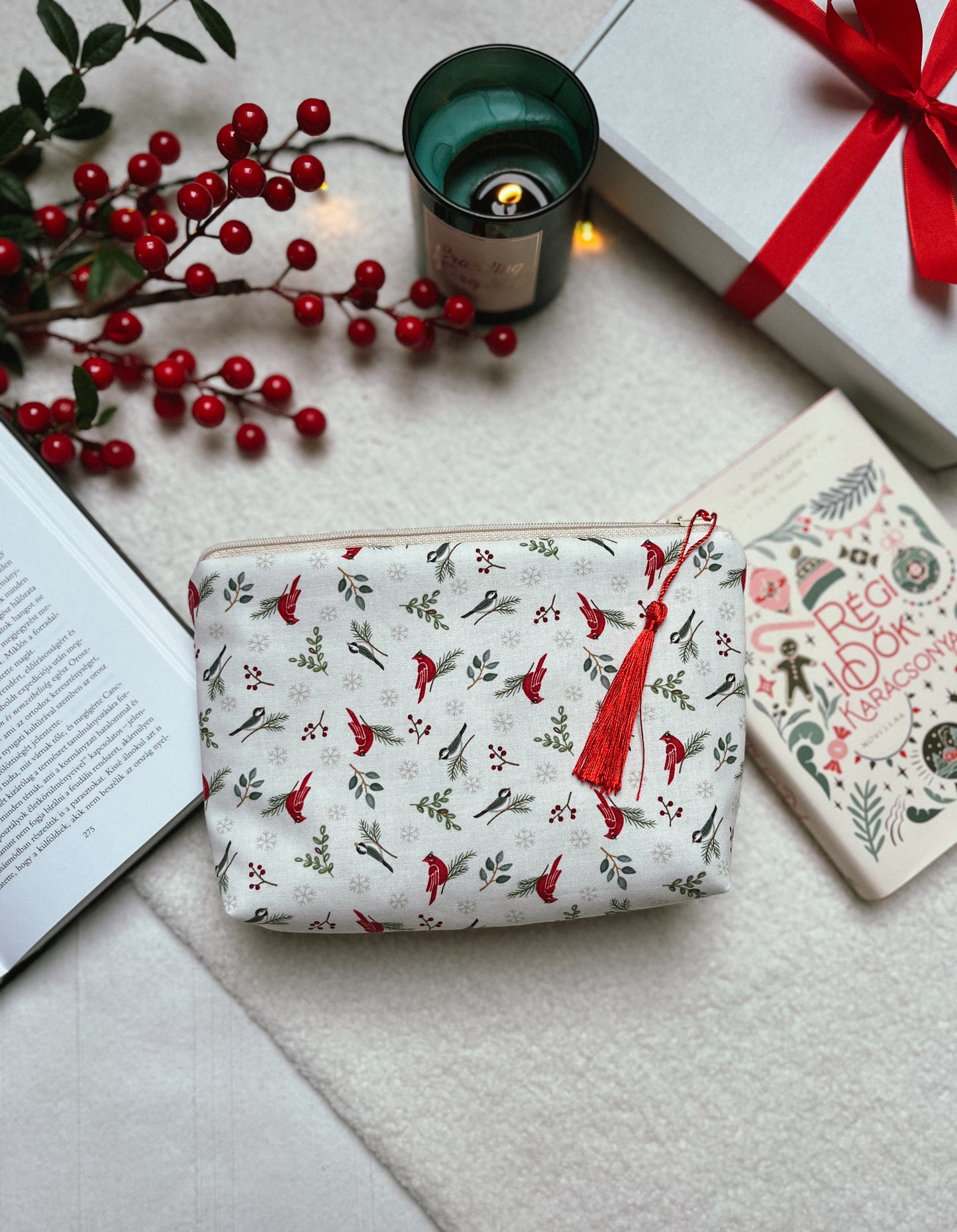 Northern Cardinal neszeszer • M