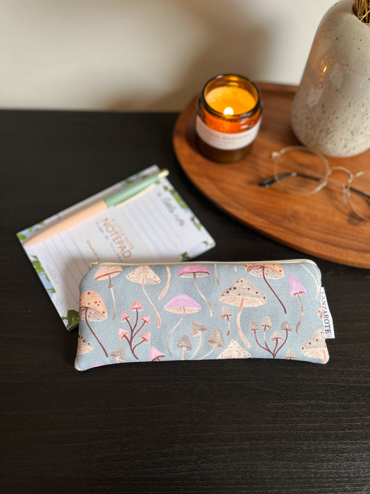 Blue Mushrooms tolltartó