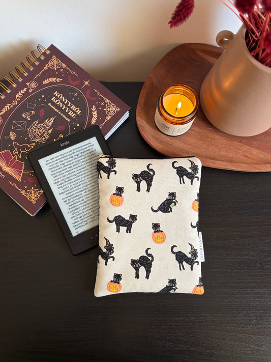 Black Cat kindle tok