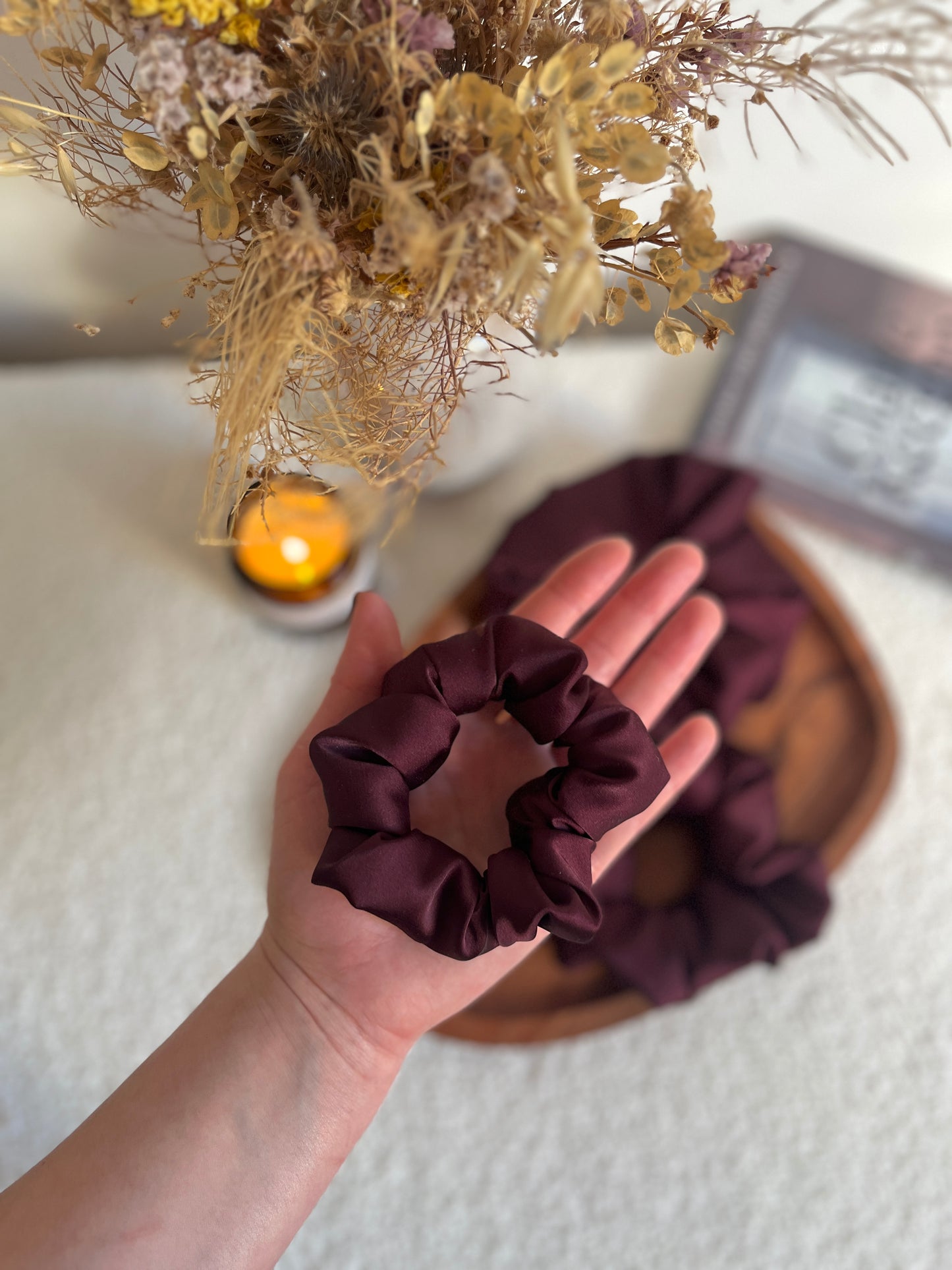 Dark Berry szatén scrunchie