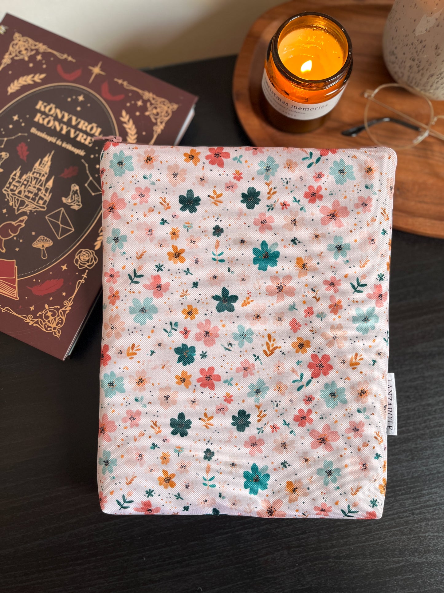 Vízhatlan cipzáros könyvtok • Meadow