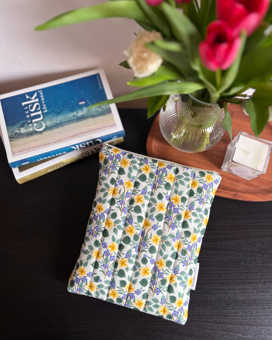 Eloise cipzáros könyvtok