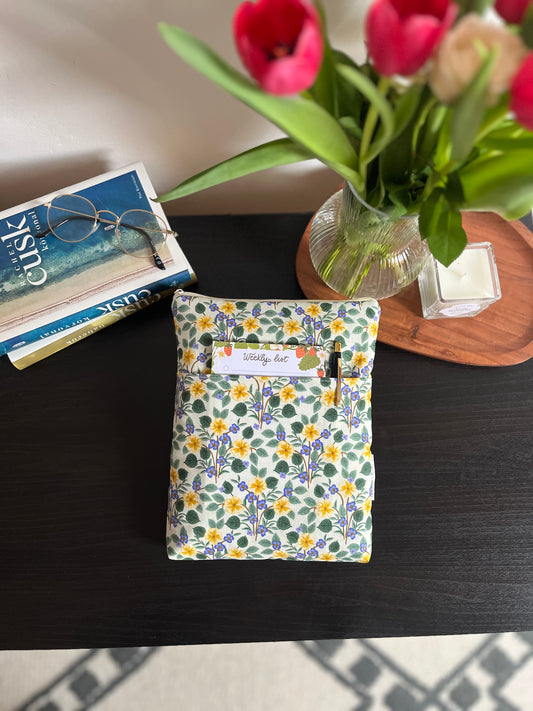 Eloise zsebes könyvtok