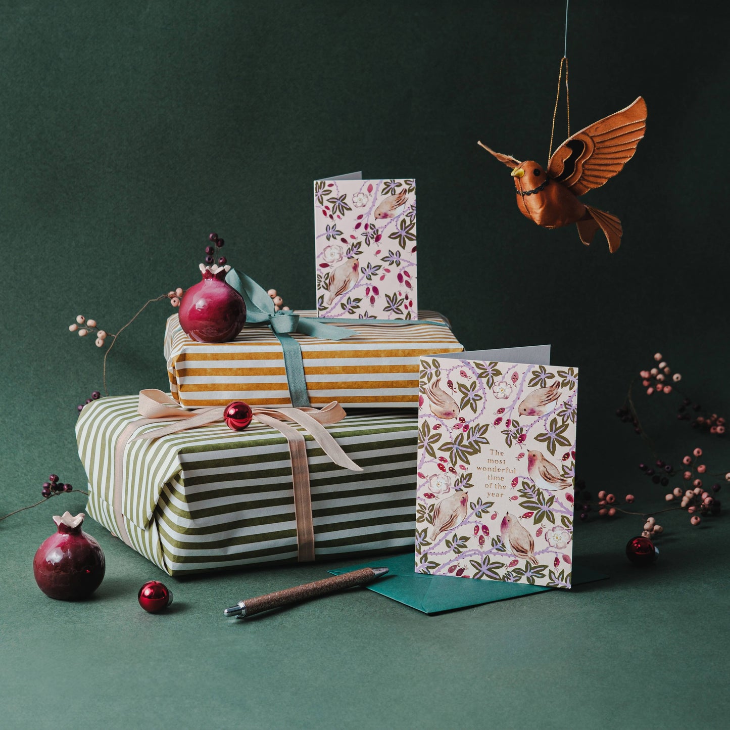 Robins & Rosehip képeslap