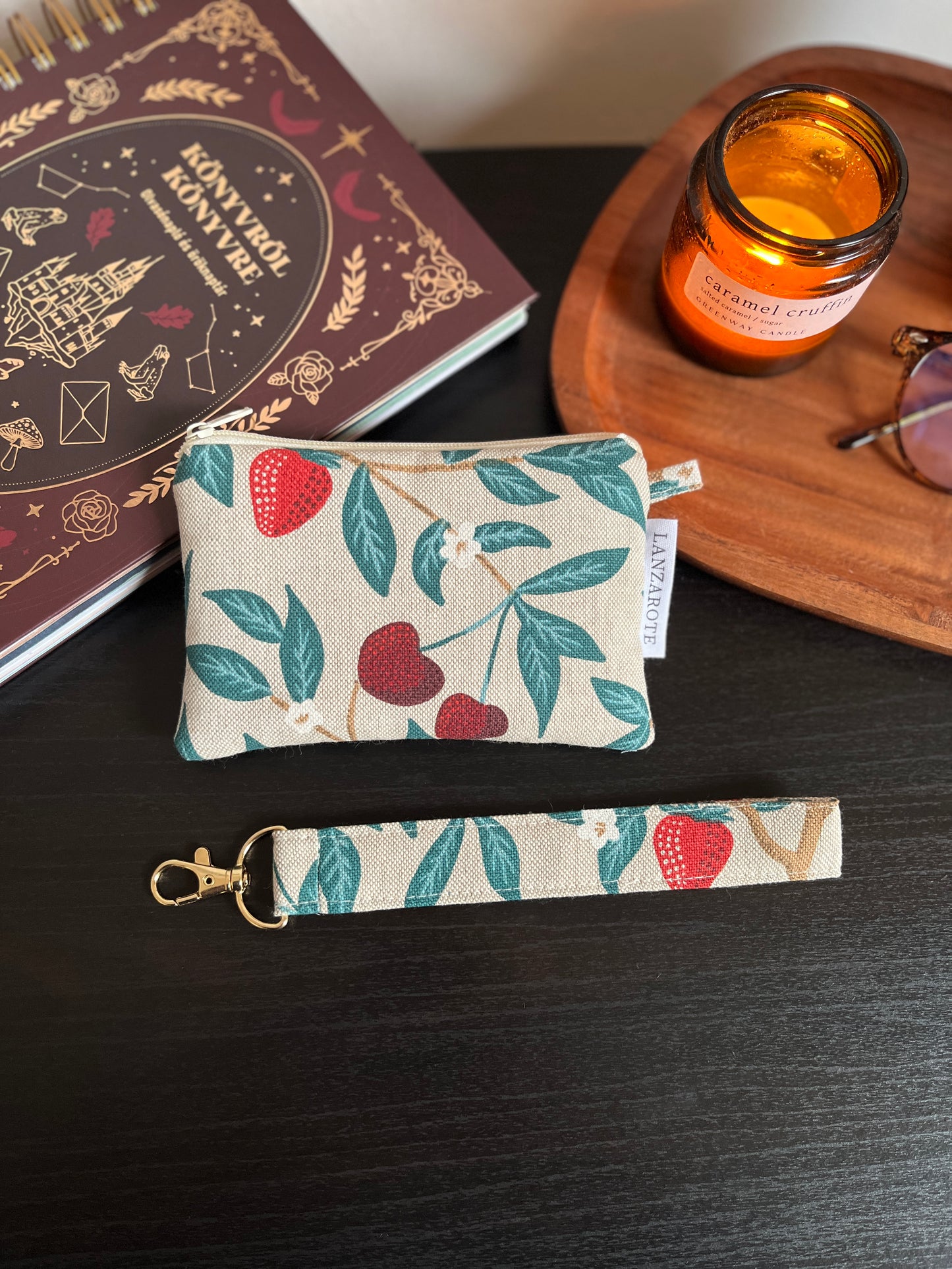 Berries & Cherries kulcstartó