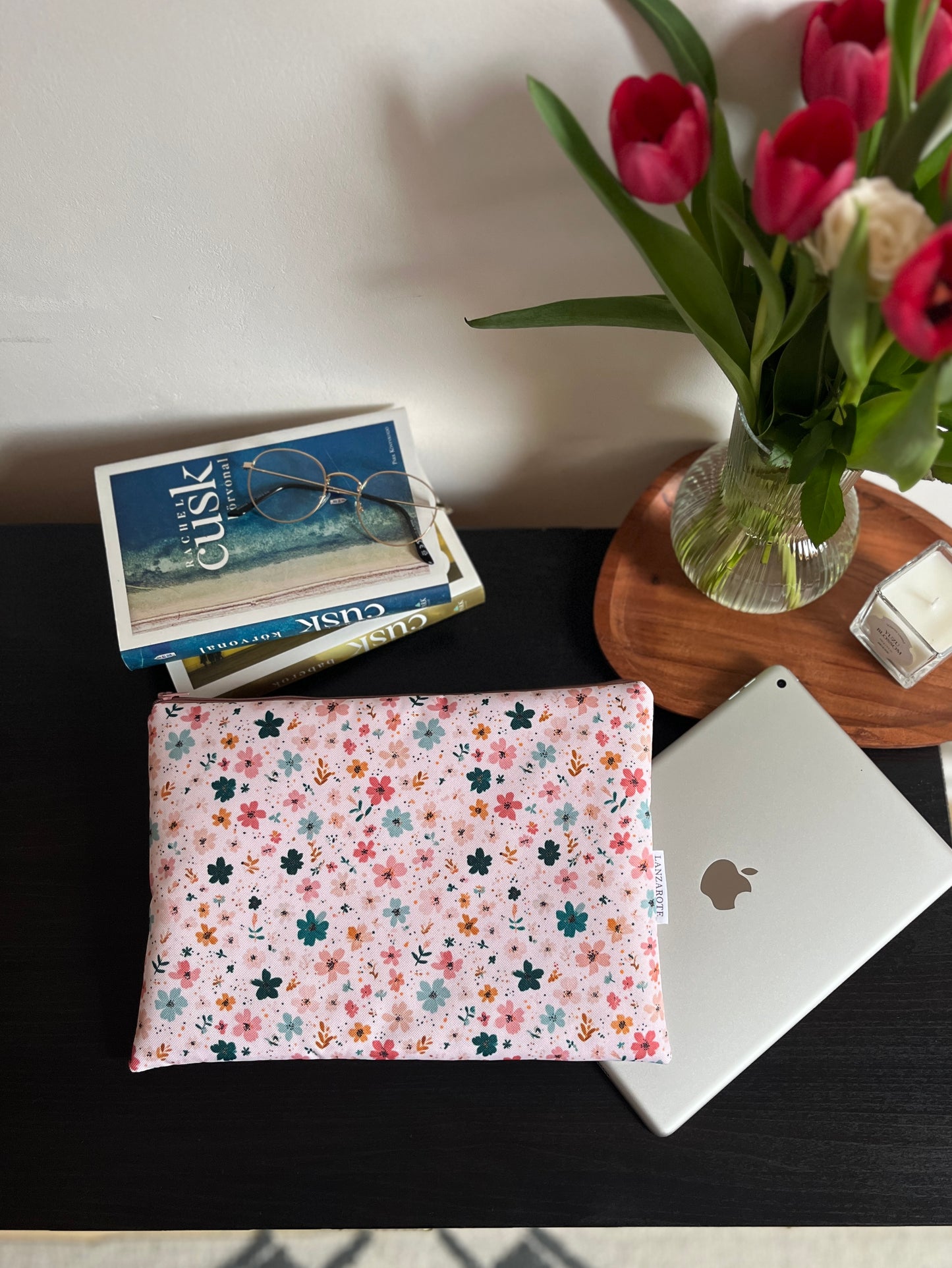 Meadow vízhatlan iPad tok