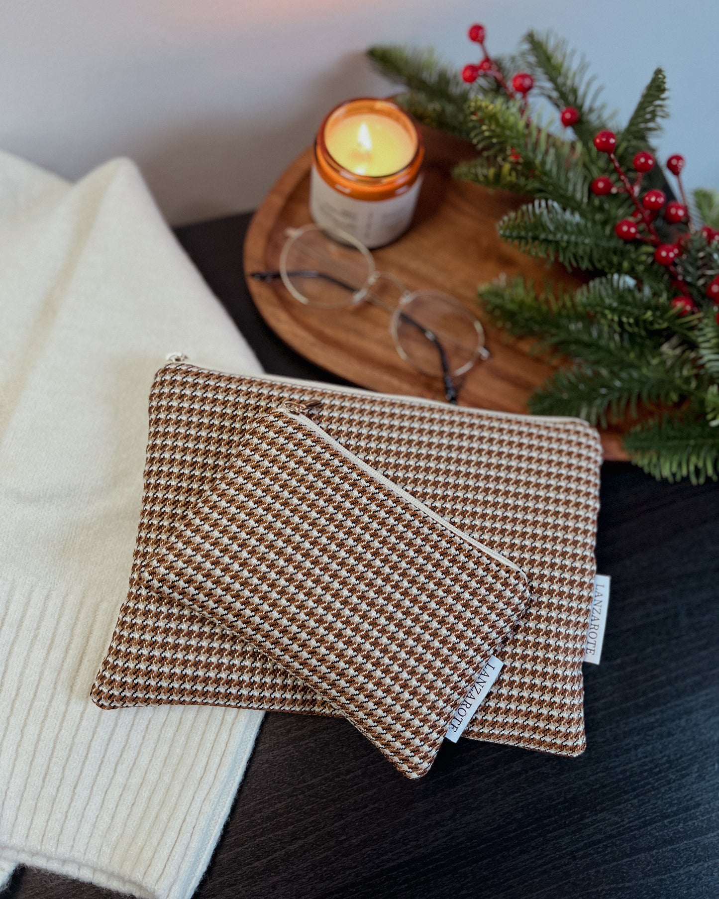 Eleanor neszeszer • M