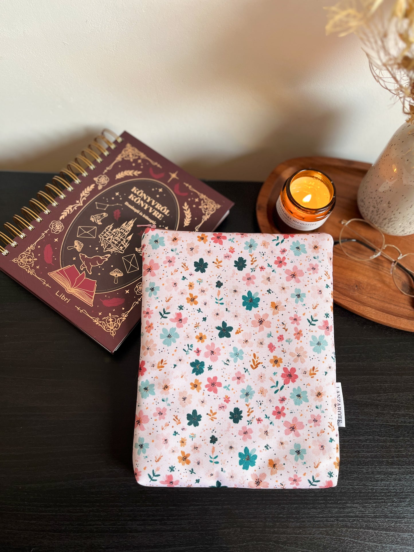 Vízhatlan cipzáros könyvtok • Meadow