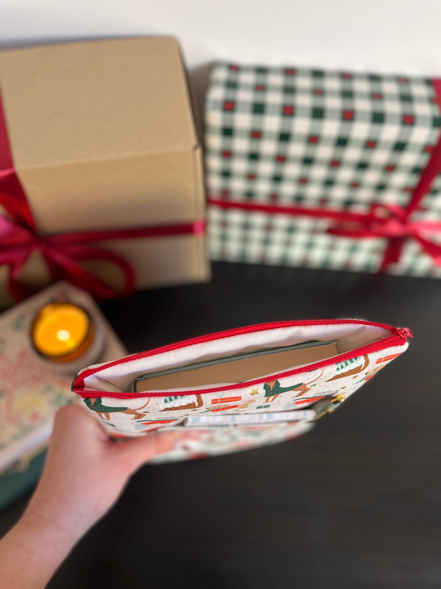 Merry Pawmas zsebes könyvtok