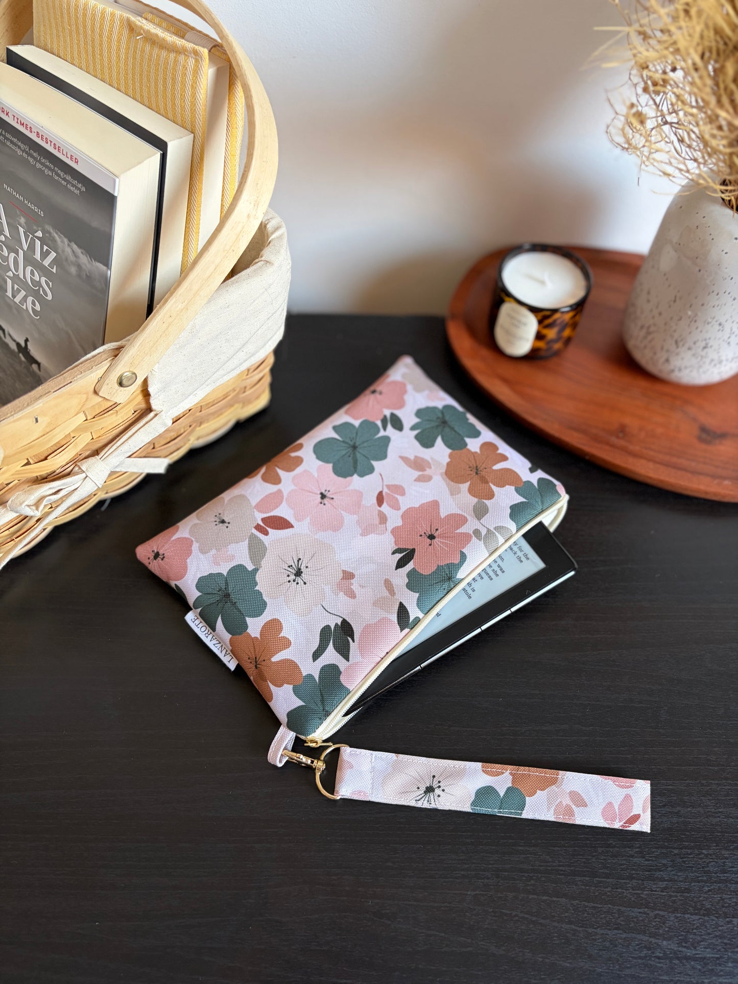 Pastel Floral vízhatlan zsebes neszeszer • M
