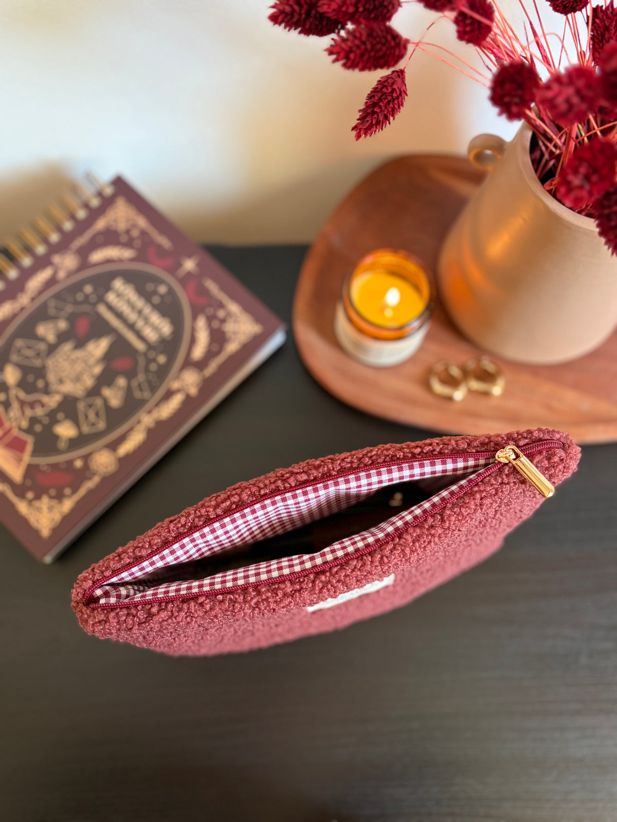 Teddy Maroon Gingham neszeszer • L