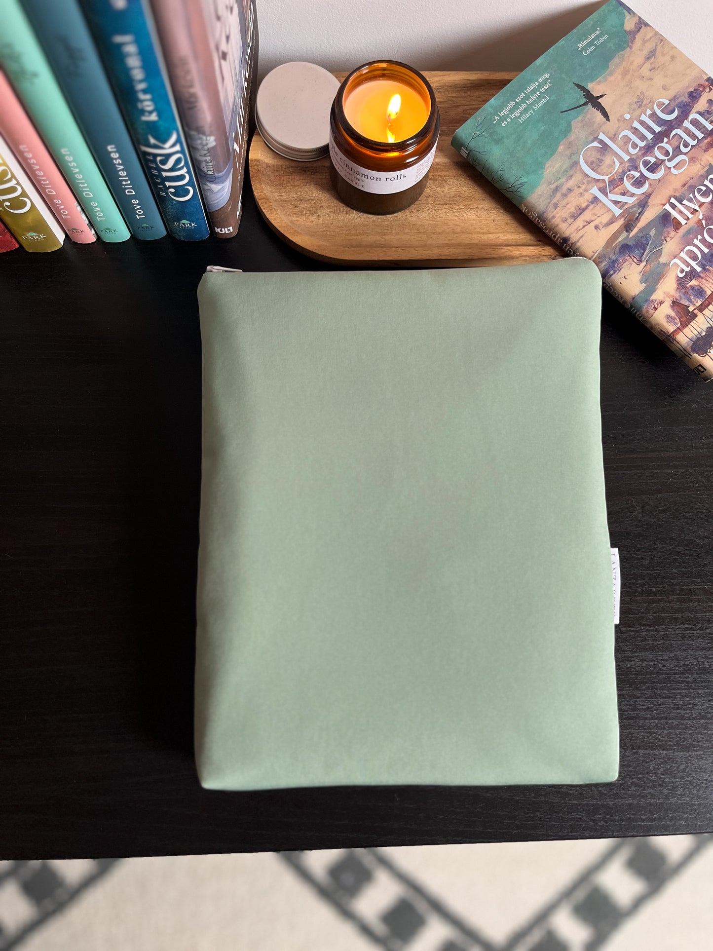 Vízhatlan cipzáros könyvtok • Mint Green