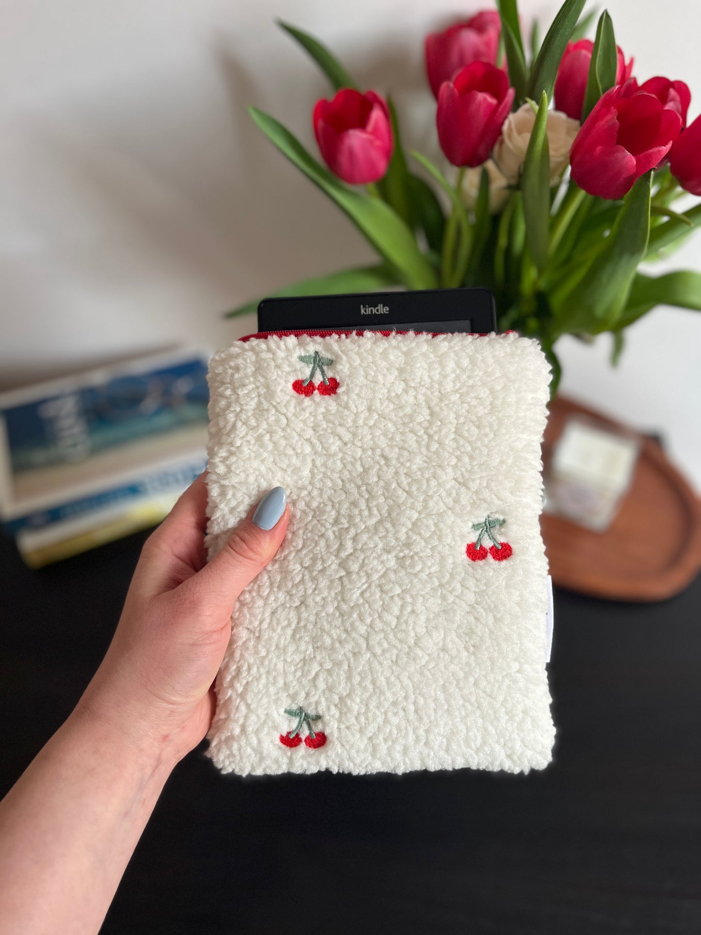 Teddy • Cherry kindle tok